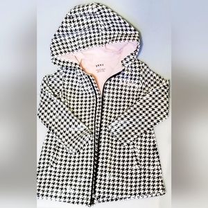 DKNY Girls Raincoat Black and White Houndstooth pattern Size 4